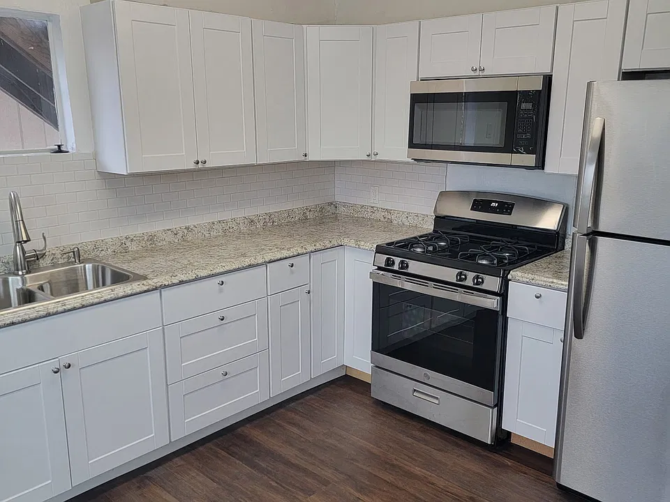 2304 Foothill Ave #2304