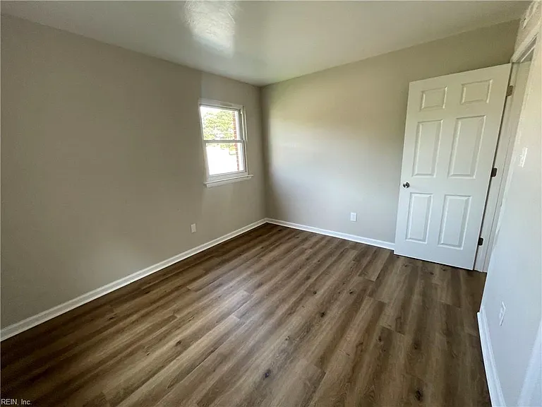 719 Marvin Ave #105 — Photo 22