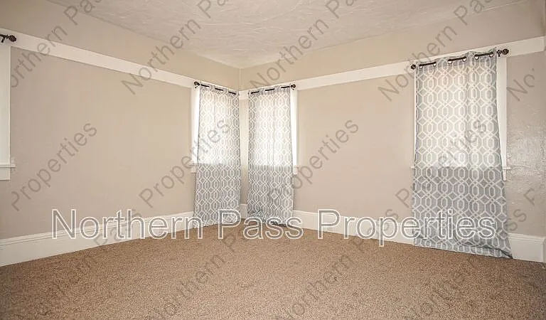 7600 Franklin Dr — Photo 25