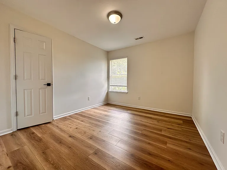 105 Summerwood Pl — Photo 13