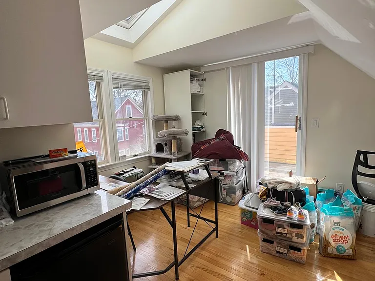 37 Sherman St #B — Photo 16