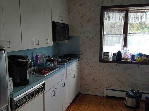 5th image of 1112 Aron Pl