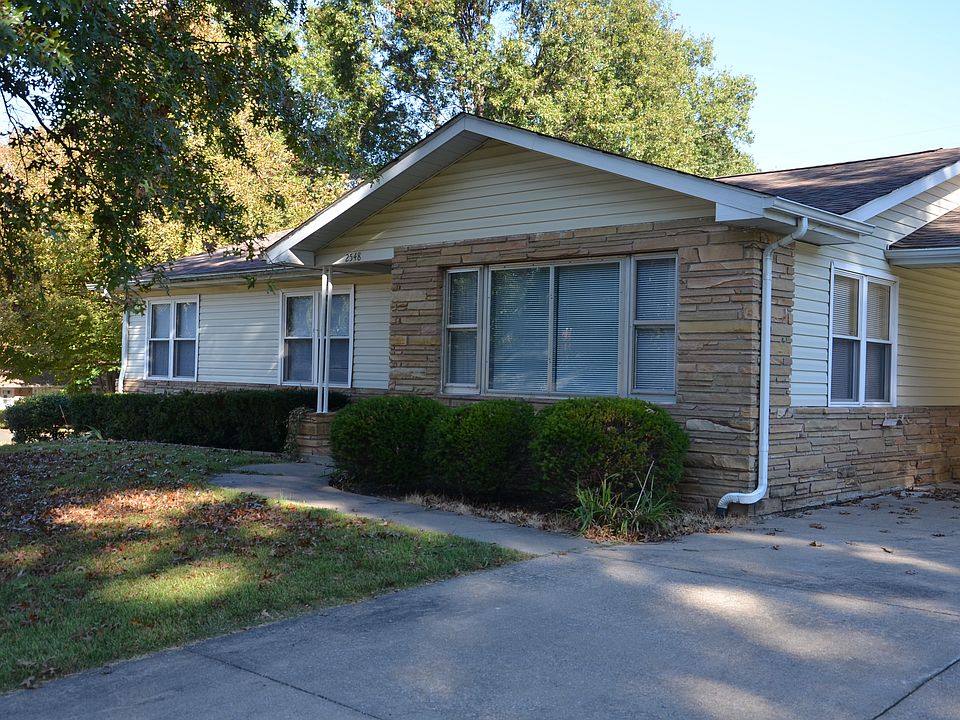 1st image of 2548 Fairlane Dr