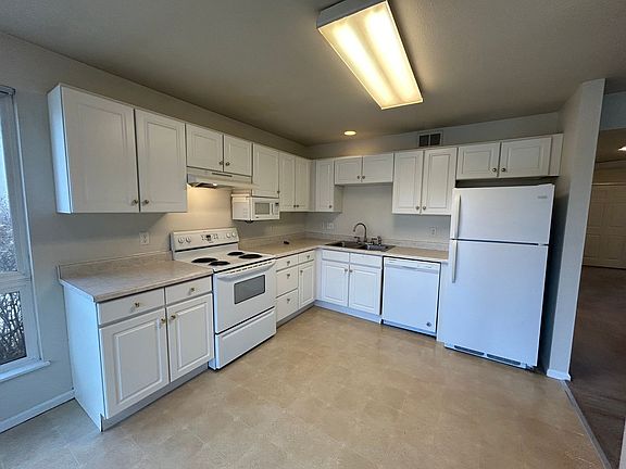 4th image of 6675 S Lemay Ave APT H1