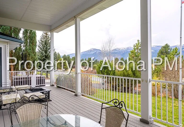 108 Lakeshore Dr — Photo 8