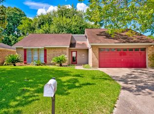 9460 Landis Dr, Beaumont, TX 77707