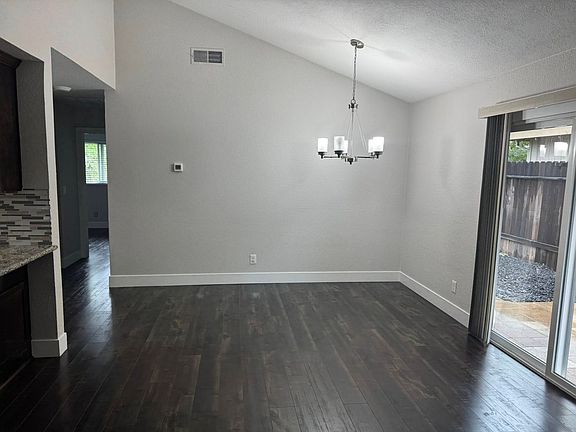 5th image of 4955 Saddlerock Way #4957