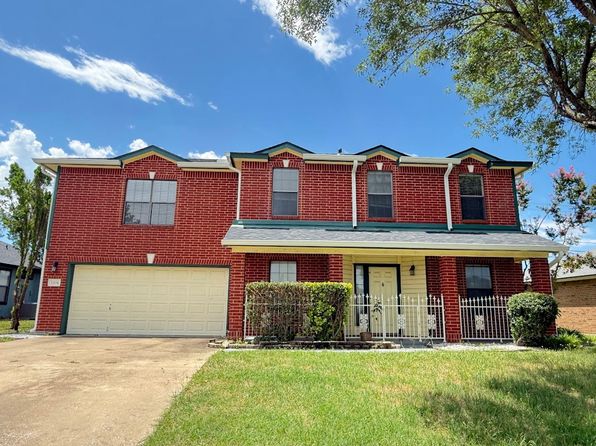 1204 Bristol Dr