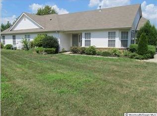 6 Winding River Rd, Lakewood, NJ 08701