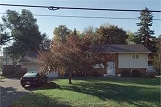 4 bed, 2067 sqft, $2,900 — Photo 1