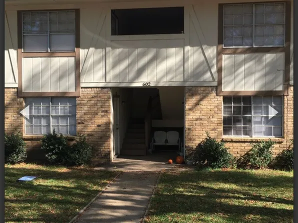 604 N Redbud St APT 31, Ore City, TX 75683