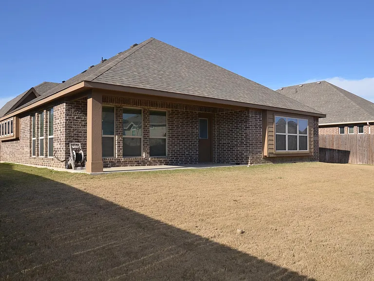 1207 Star Grass Dr — Photo 32