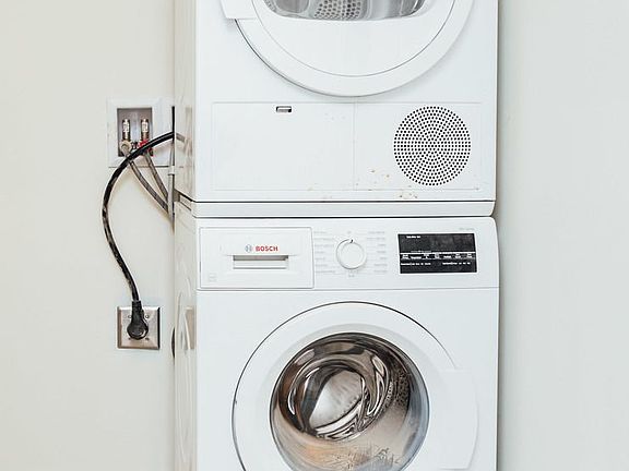 3rd image of 266 Linden St #1
