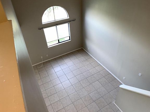 2nd image of 9530 Darien Ave