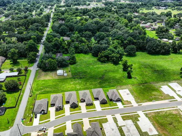 501 Maryview Farm Rd, Lafayette, LA 70507