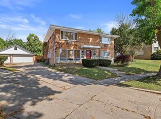 9808 W Menomonee Park Ct, Milwaukee, WI