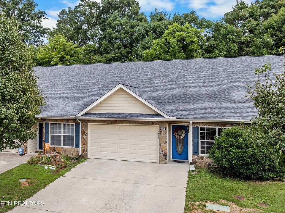 1st image of 5290 Avery Woods Ln