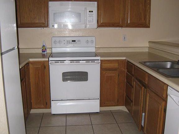 3rd image of 5971 McKinney Dr NE #10