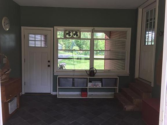 2nd image of 5297 Curry Rd