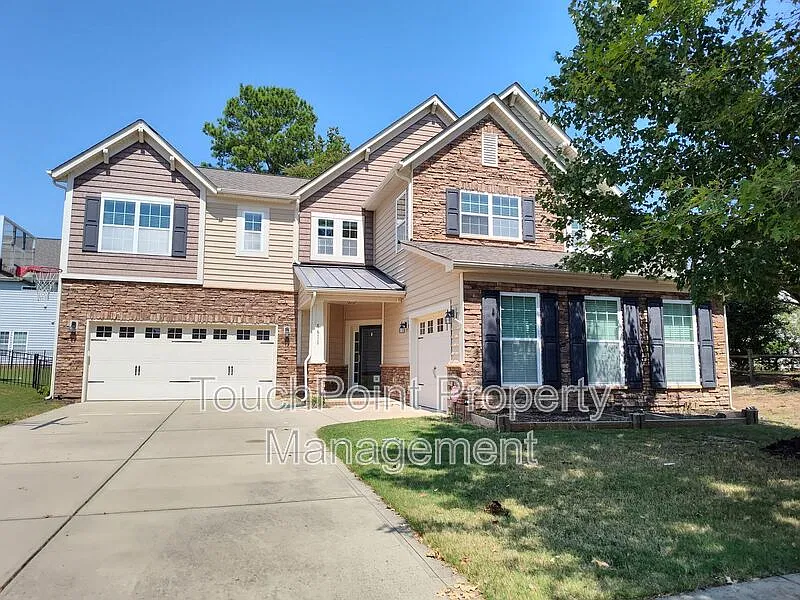 5 bed, 3.5 bath, 3433 sqft, $3,495 — Photo 1