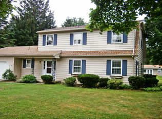 1410 Hardscrabble Blvd, Erie, PA 16505