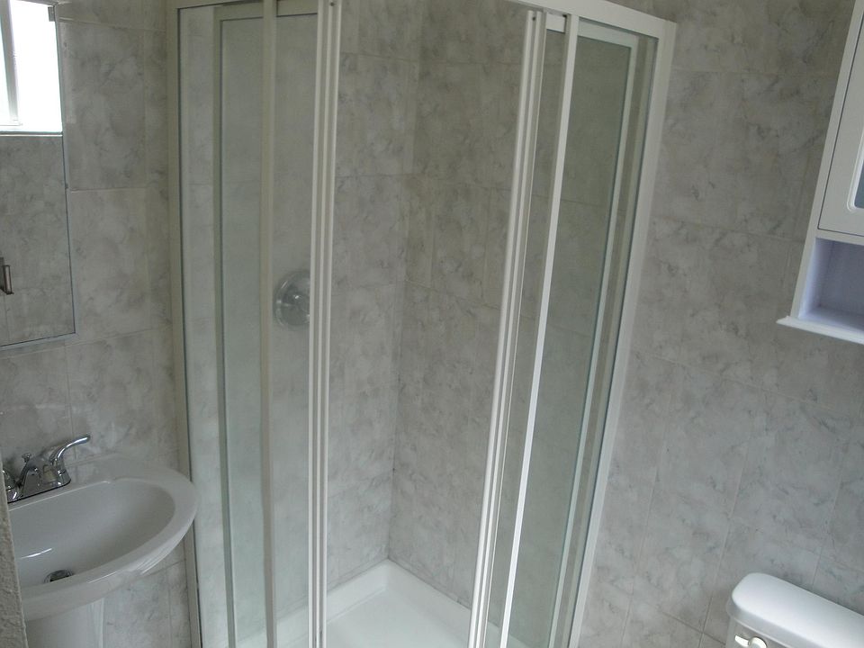 No. 1 Bathroom
