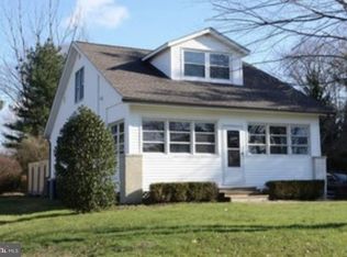 3121 Naamans Creek Rd, Upper Chichester, PA 19061