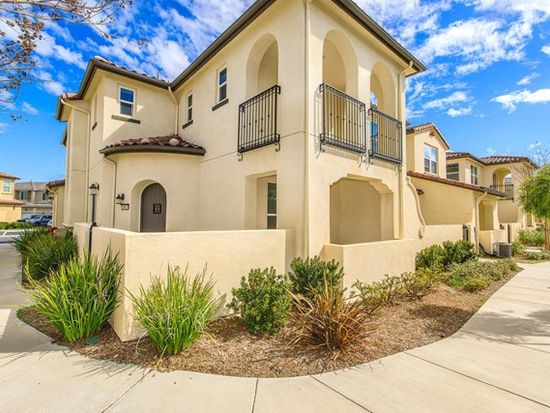 28825 Camino De Cielo Dr Santa Clarita Ca 91354 Zillow