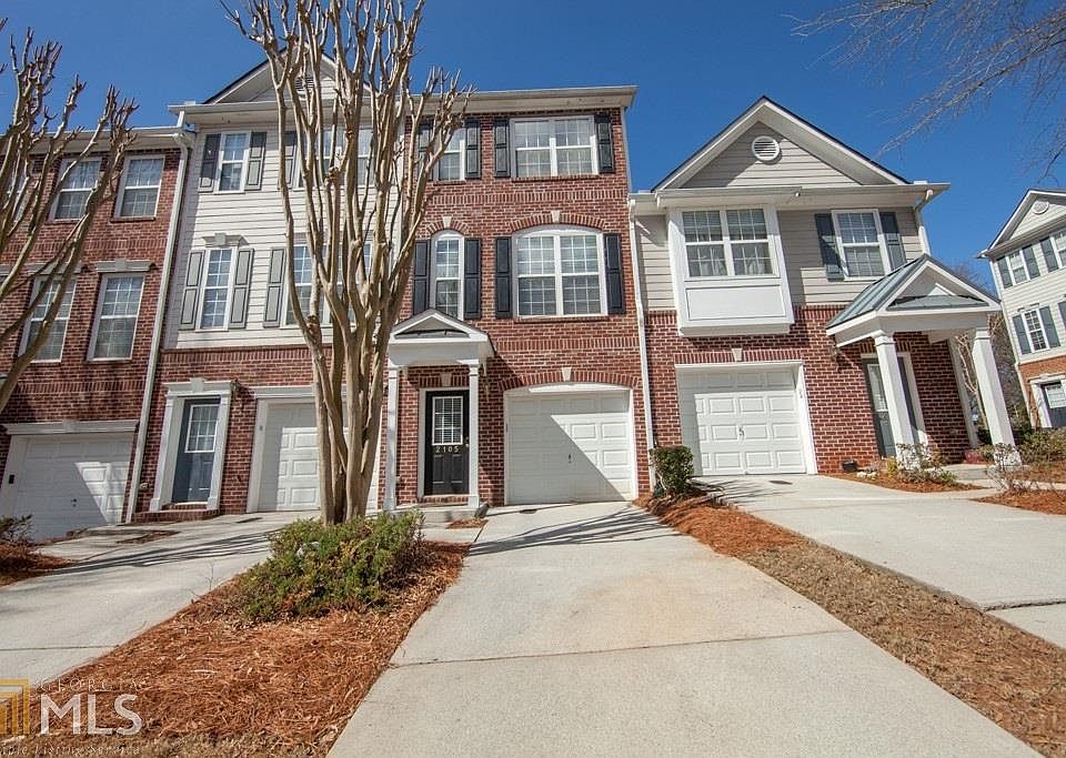 1st image of 2105 Dillard Xing #2105