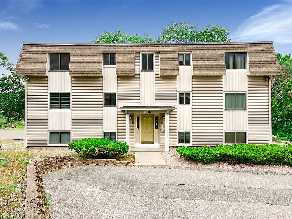 1396 Lonsdale Ave Lincoln RI Zillow