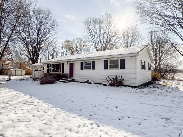 23431 Fosdick St, Dowagiac, MI 49047