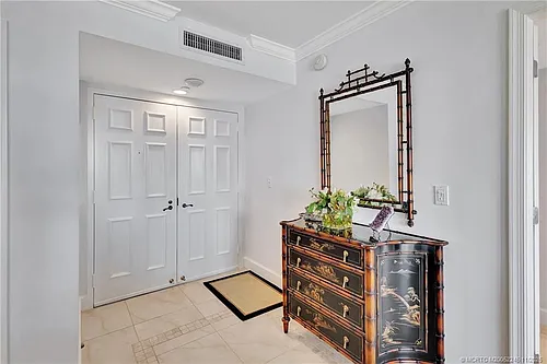 500 Ocean Dr #W-11 Photo 1