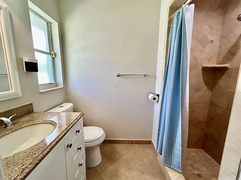 142 Solana St — Photo 15