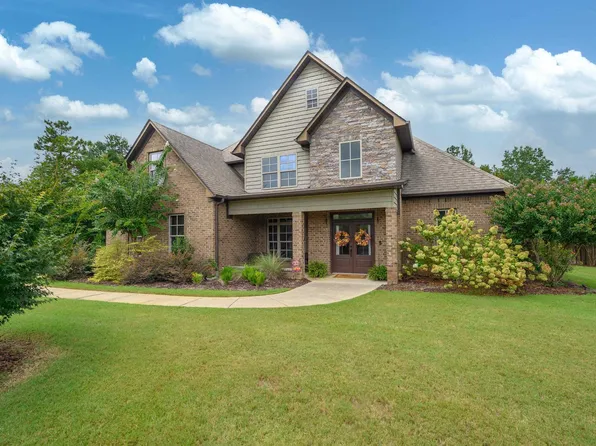 356 Grey Oaks Dr, Pelham, AL 35124