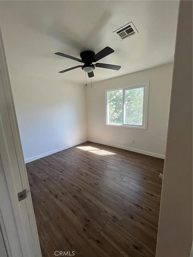3 bed, 1.5 bath, 1144 sqft, $3,800 — Photo 3