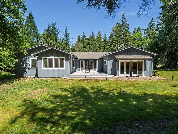 2nd image of 2823 244th Ave NE
