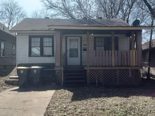 5615 E 27th Ter, Kansas City, MO 64128