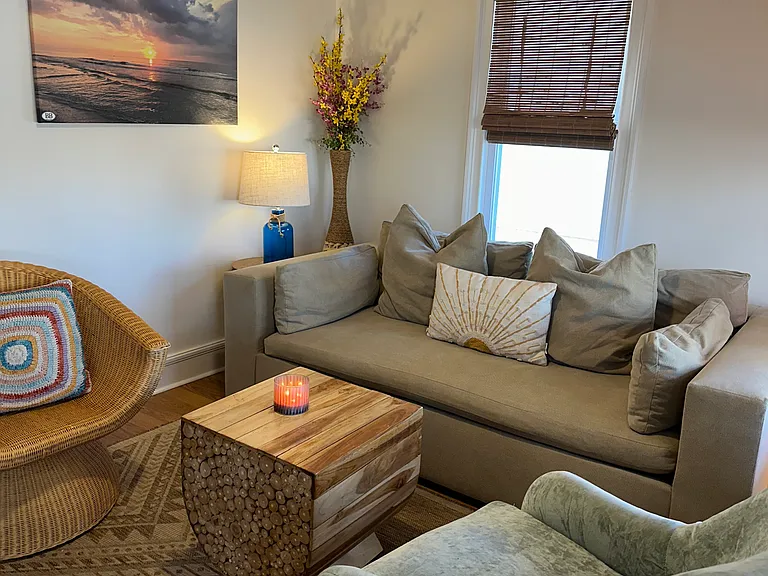 415 Evergreen Ave — Photo 4