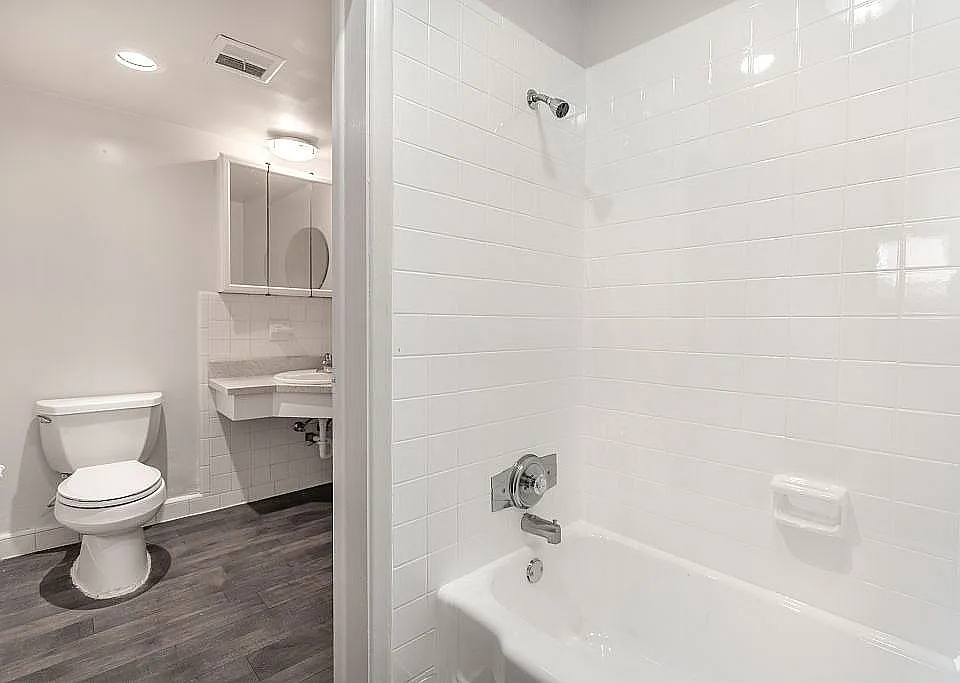 950 Sq. Ft. Bathroom