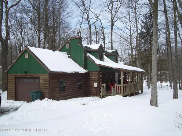 9416 Juniper Dr, Tobyhanna, PA 18466