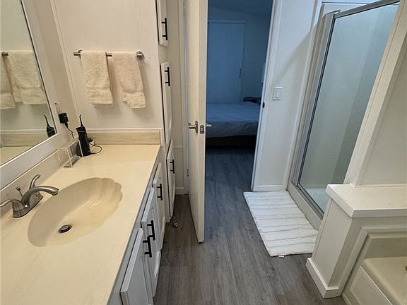 5th image of 23820 Ironwood Ave