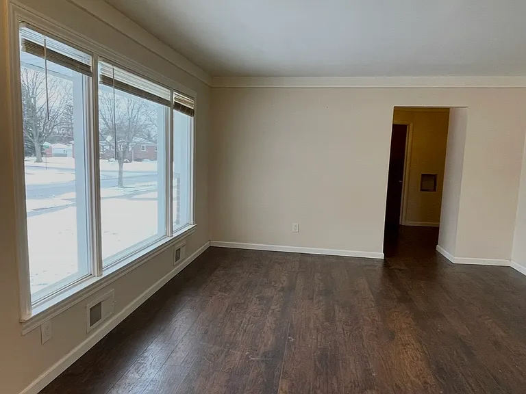 36832 Angeline Cir — Photo 2