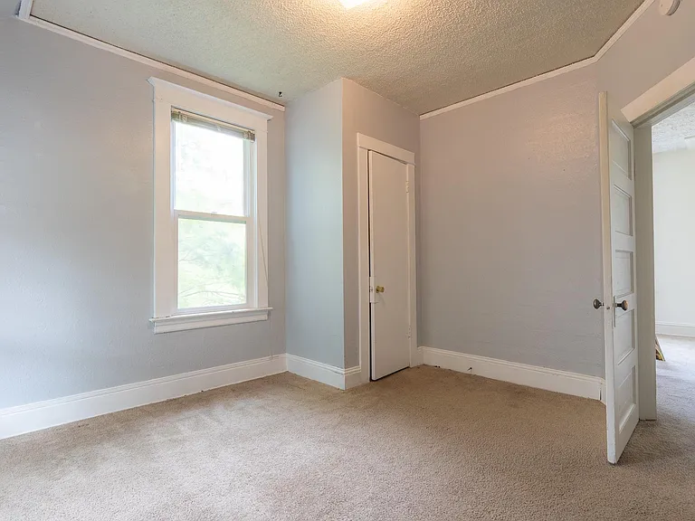4715 NE 17th Ave — Photo 13