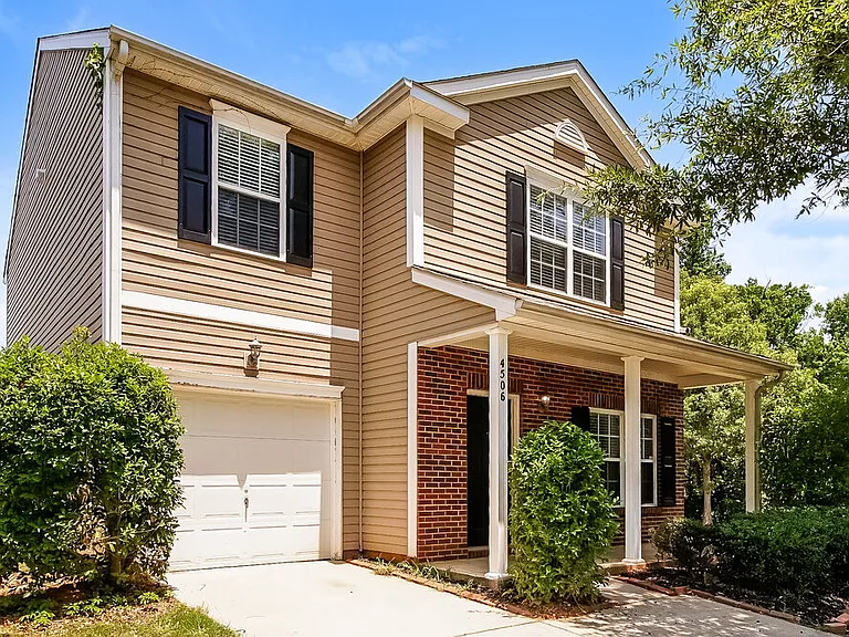 4506 Carnfeld Ln — Photo 4