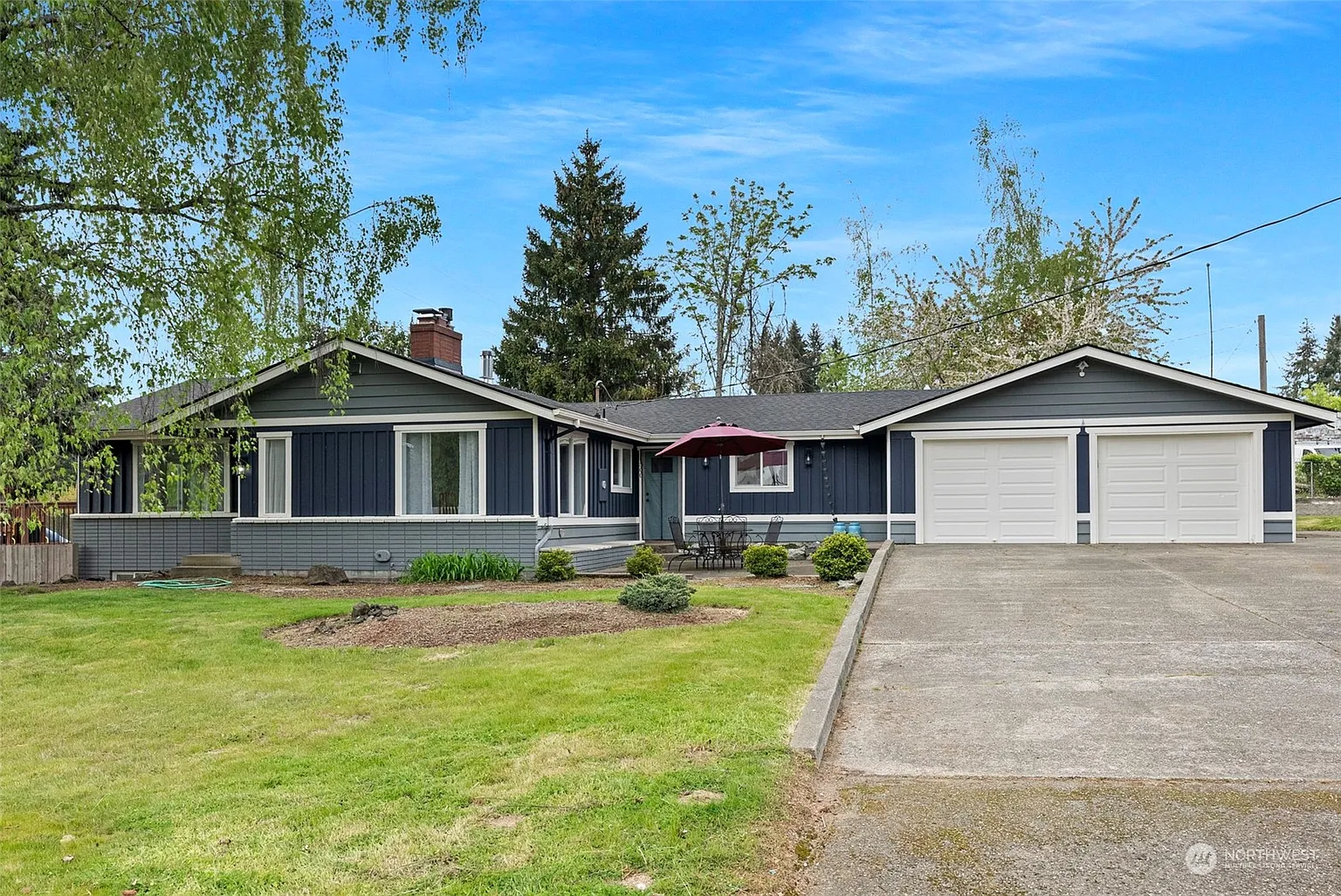500 NE David Drive photo 1