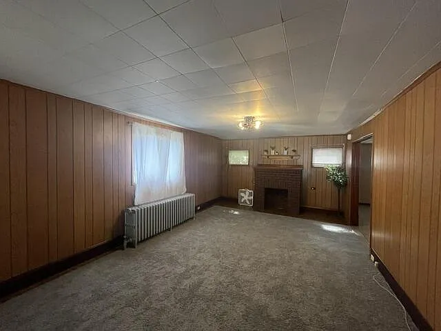 3 bed, 1.0 bath, $850 — Photo 2