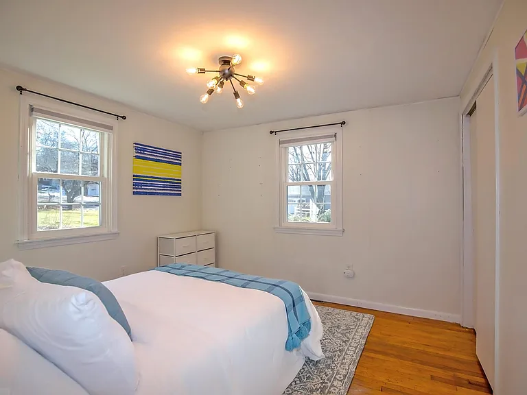 3 of 4 Bedrooms with Full Size Mattress.