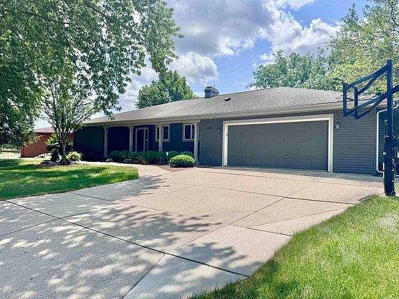 3rd image of 4520 Hearthridge Dr