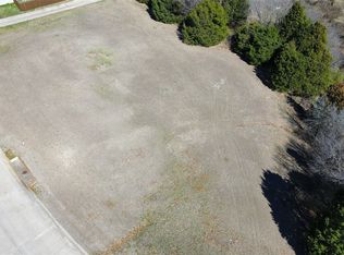 700 Winding Creek Dr, Mesquite, TX 75149