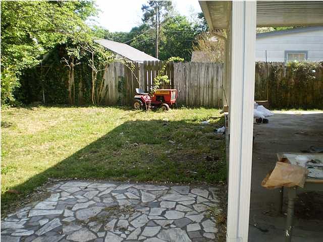 2nd image of 921 Ryan St